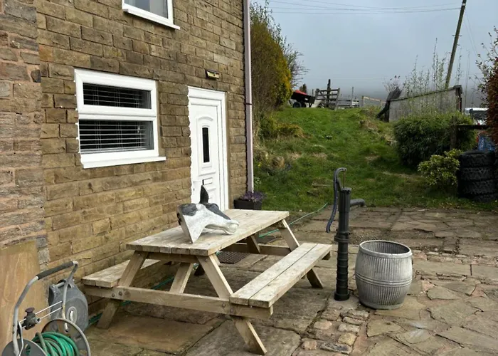 New Hill Farm Shawforth